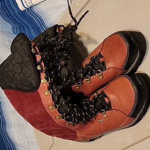 Womans tall winter boots